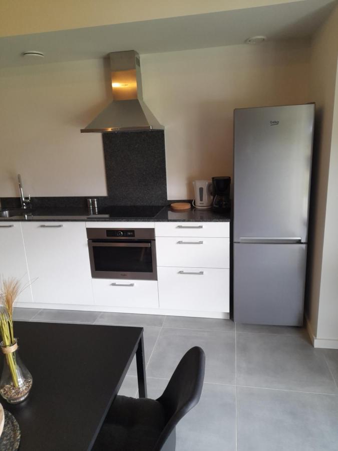 NeerpeltDe Hoog Velden 13公寓 外观 照片