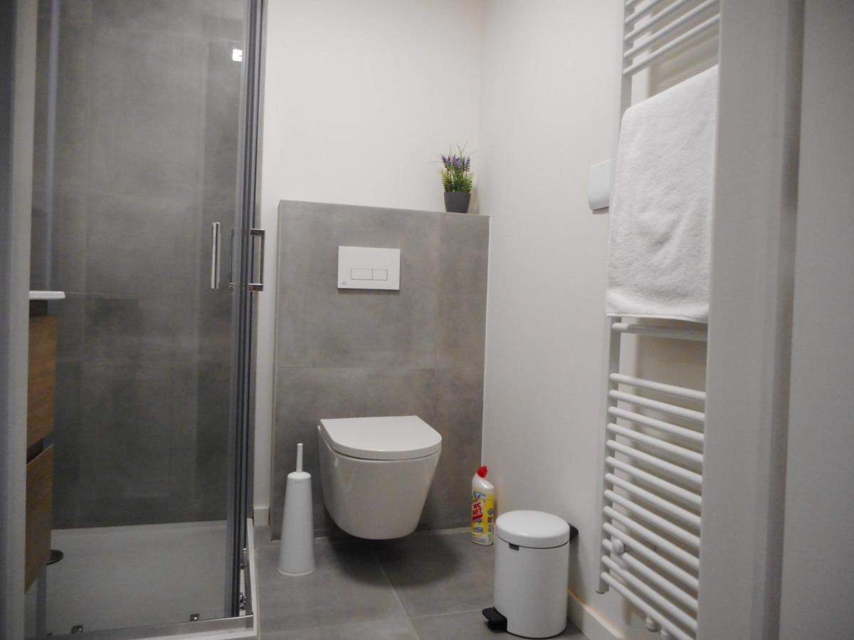 NeerpeltDe Hoog Velden 13公寓 外观 照片